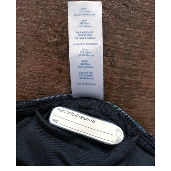 SOLD Ivivva Race To The Finish Line Crops Size 14 - Picture 13 of 13